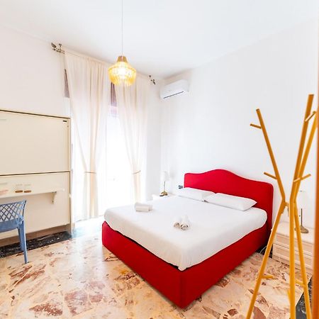 Tombolata Hotel Наполи Екстериор снимка