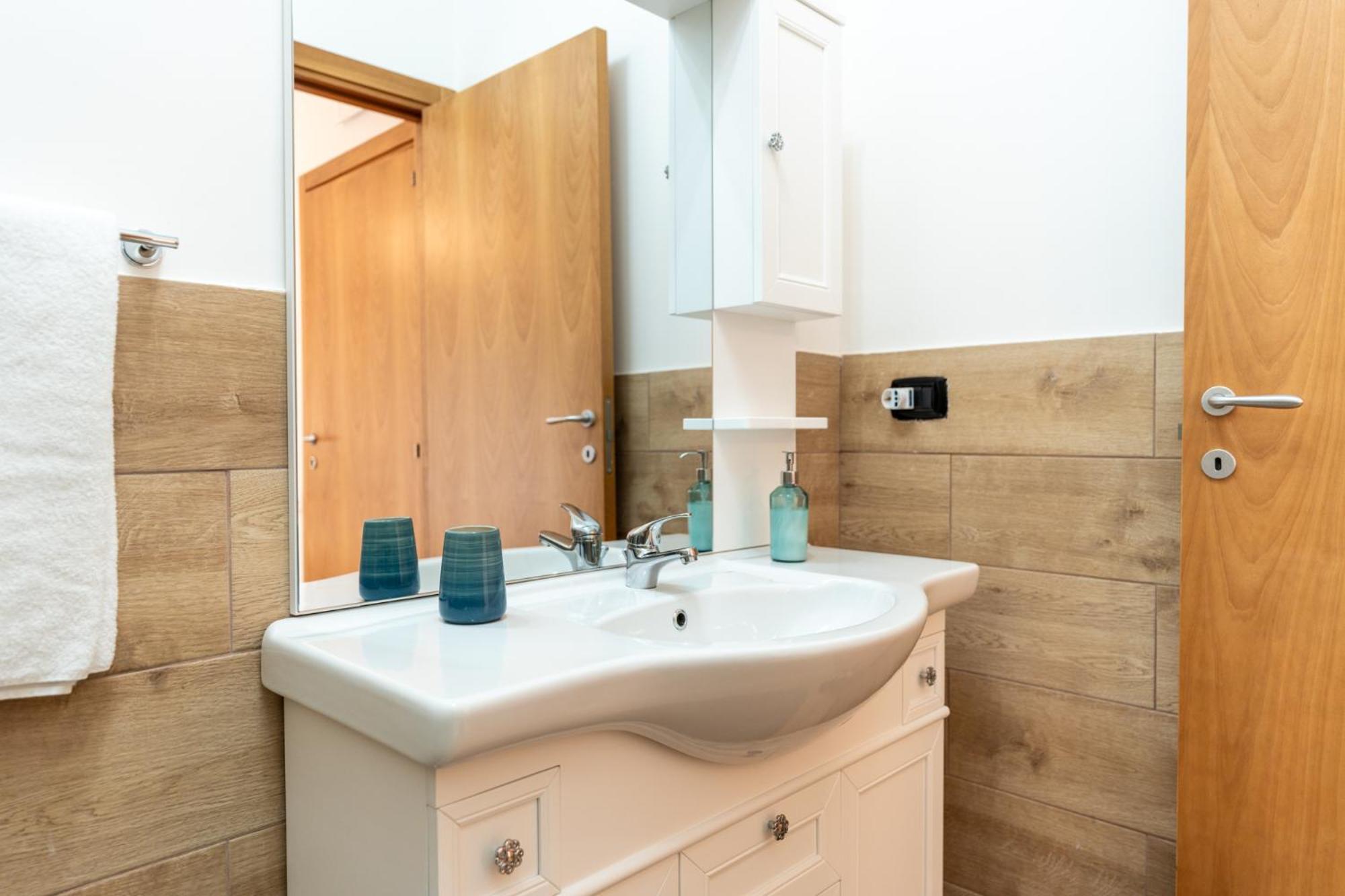 Tombolata Hotel Наполи Екстериор снимка