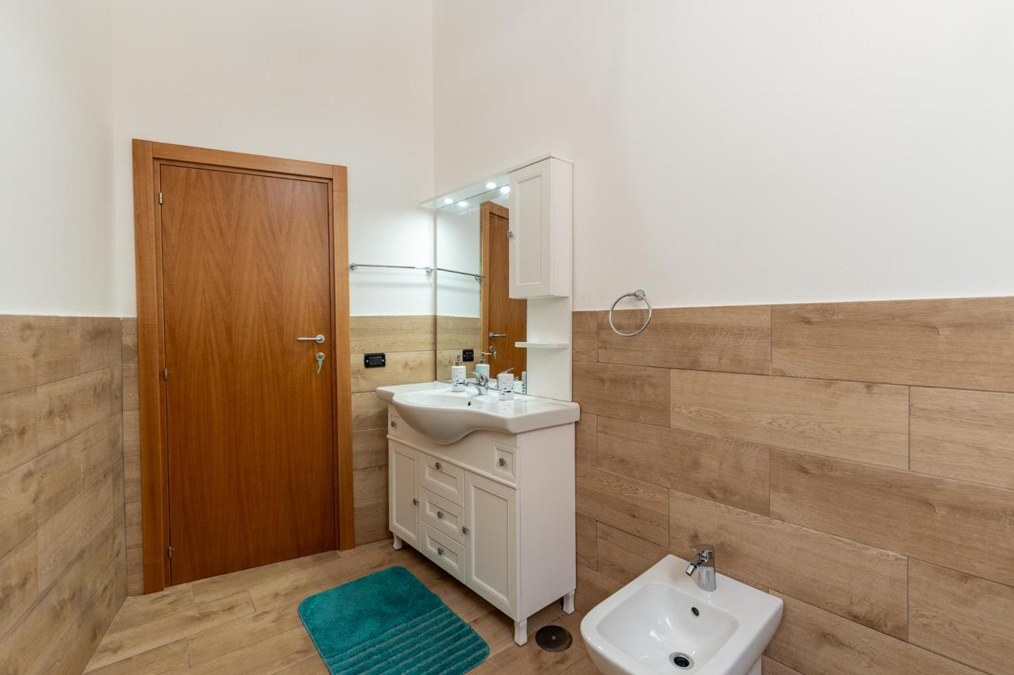 Tombolata Hotel Наполи Екстериор снимка