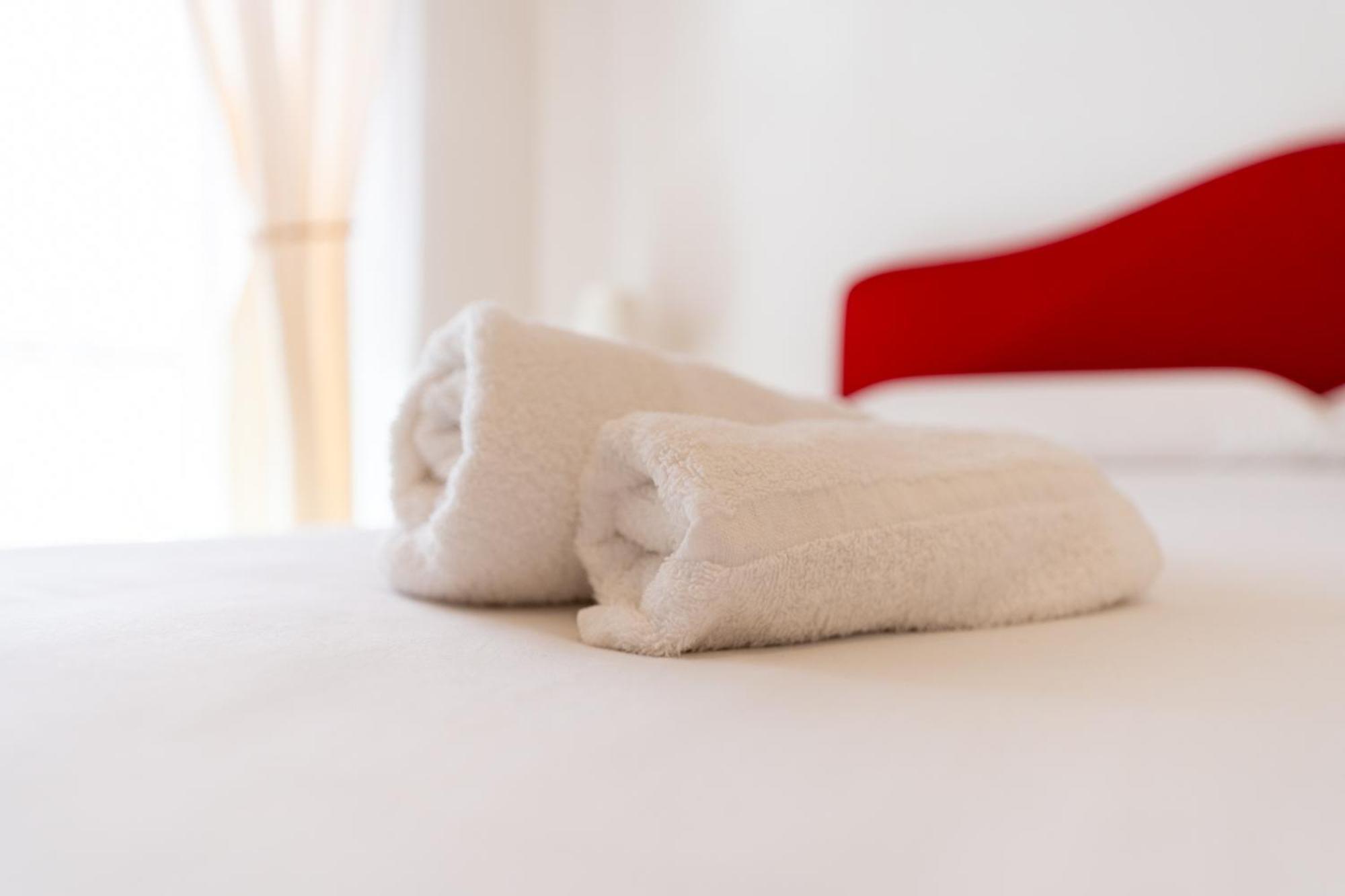 Tombolata Hotel Наполи Екстериор снимка